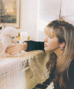 instyle_march2002_b.jpg - 16656 Bytes